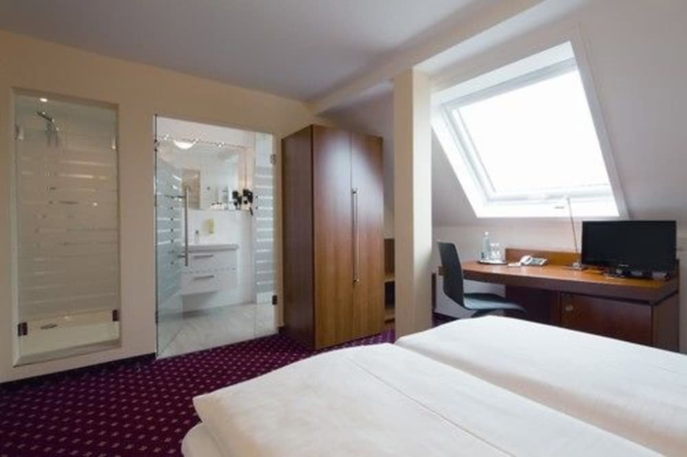 Basic Double Room, 1 Double Bed, Non Smoking