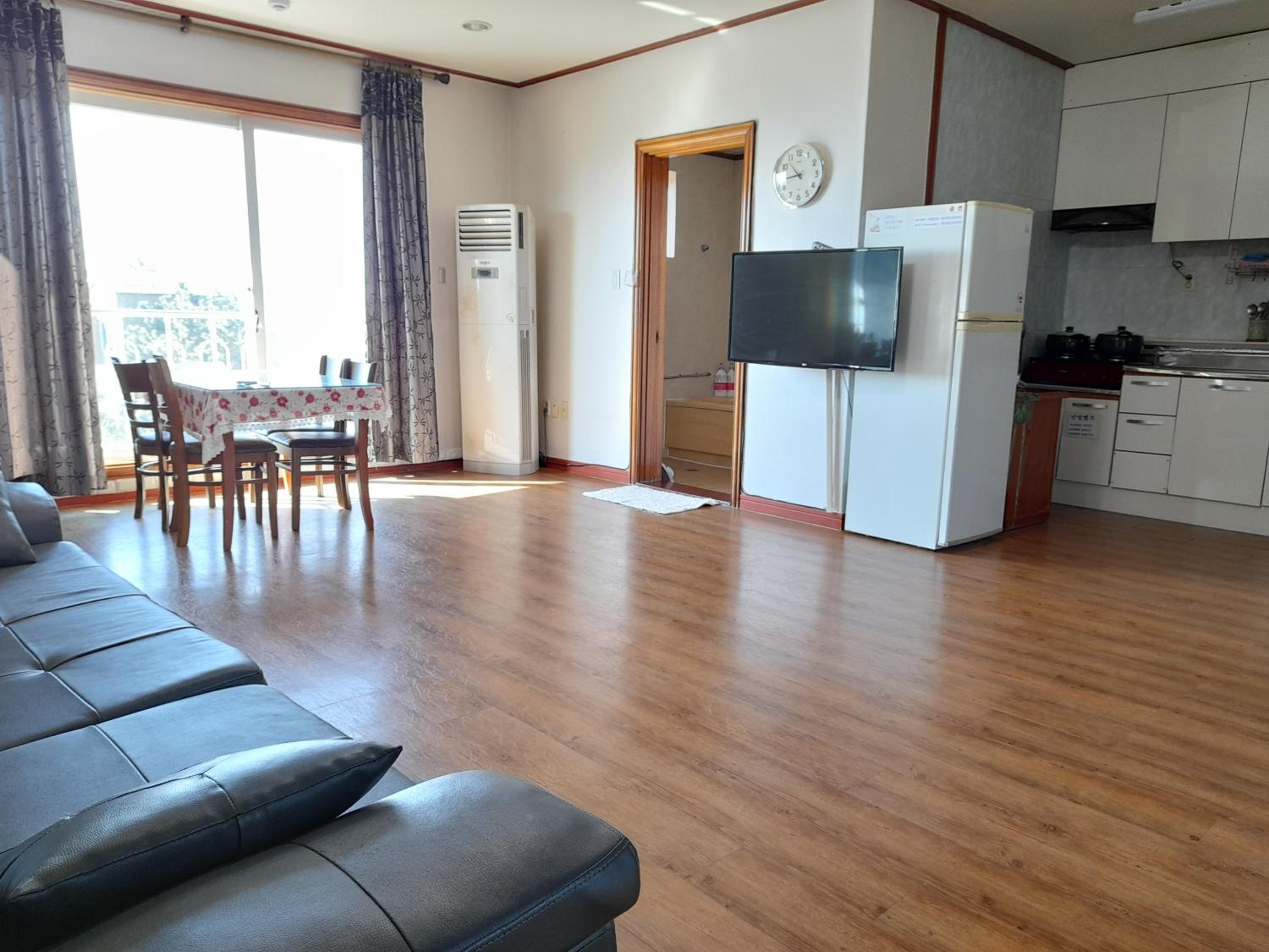 One-Bedroom House