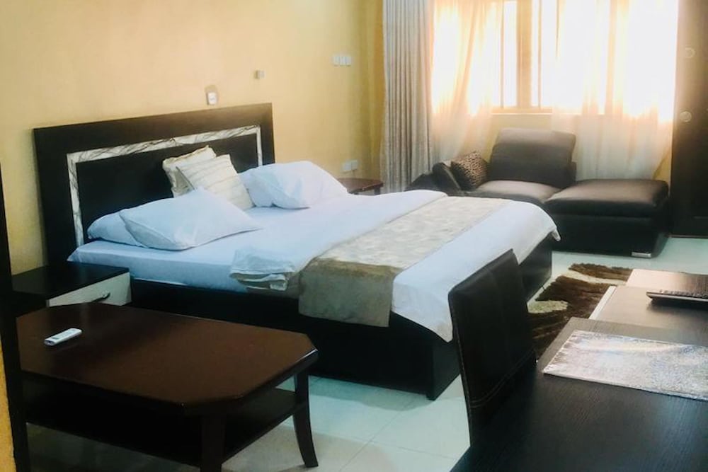 Standard Room, 1 Queen Bed, Non Smoking