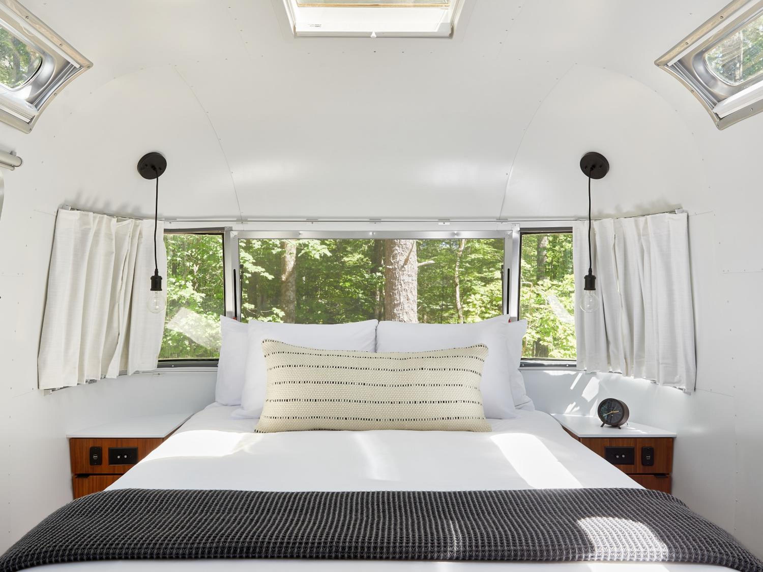 Vista Airstream Suite