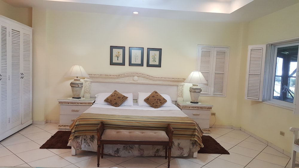 Family Suite, Garden View