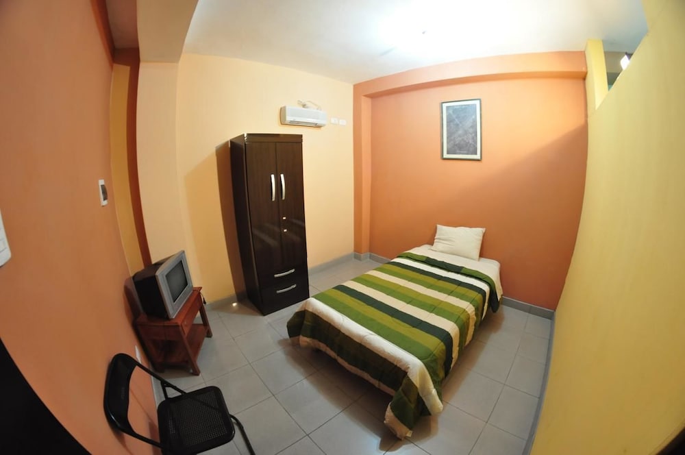Single Room, 1 Single Bed (With Air Conditioner)