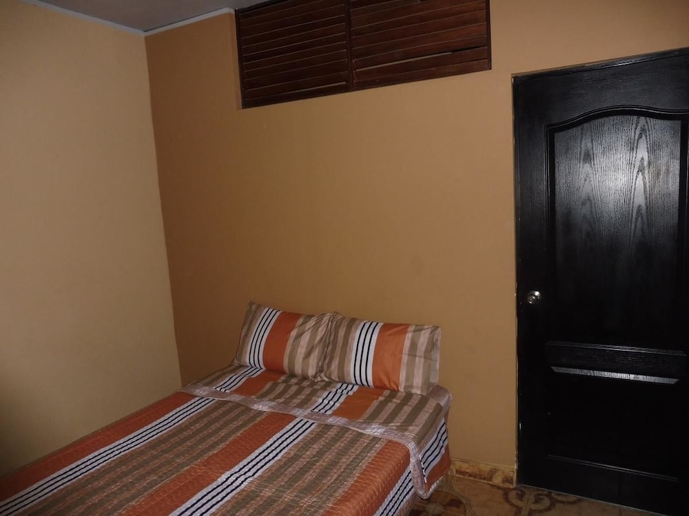 Single Room, 1 Twin Bed (With Air Conditioner)