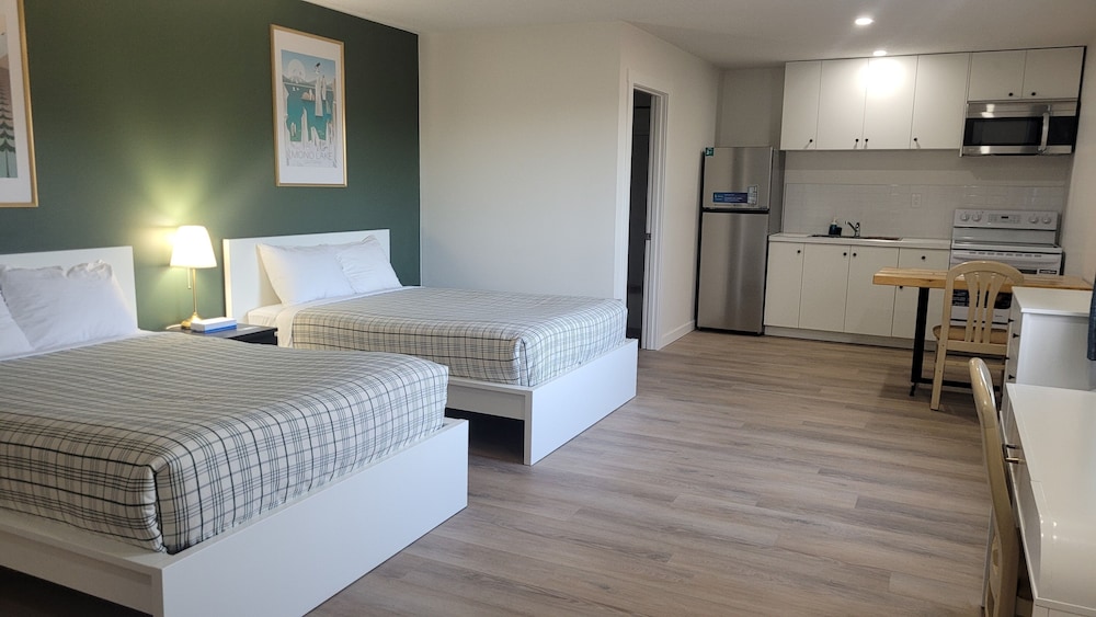 Deluxe Double Room, Kitchenette