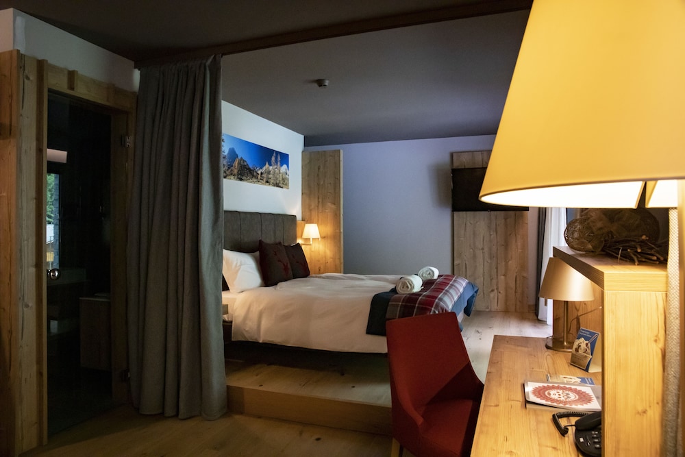 Premium Suite