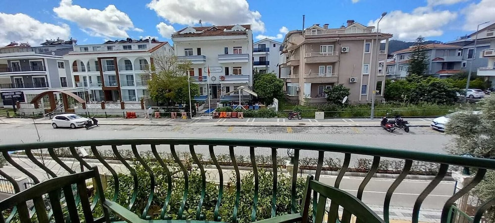 2 + 1 Family Apartment