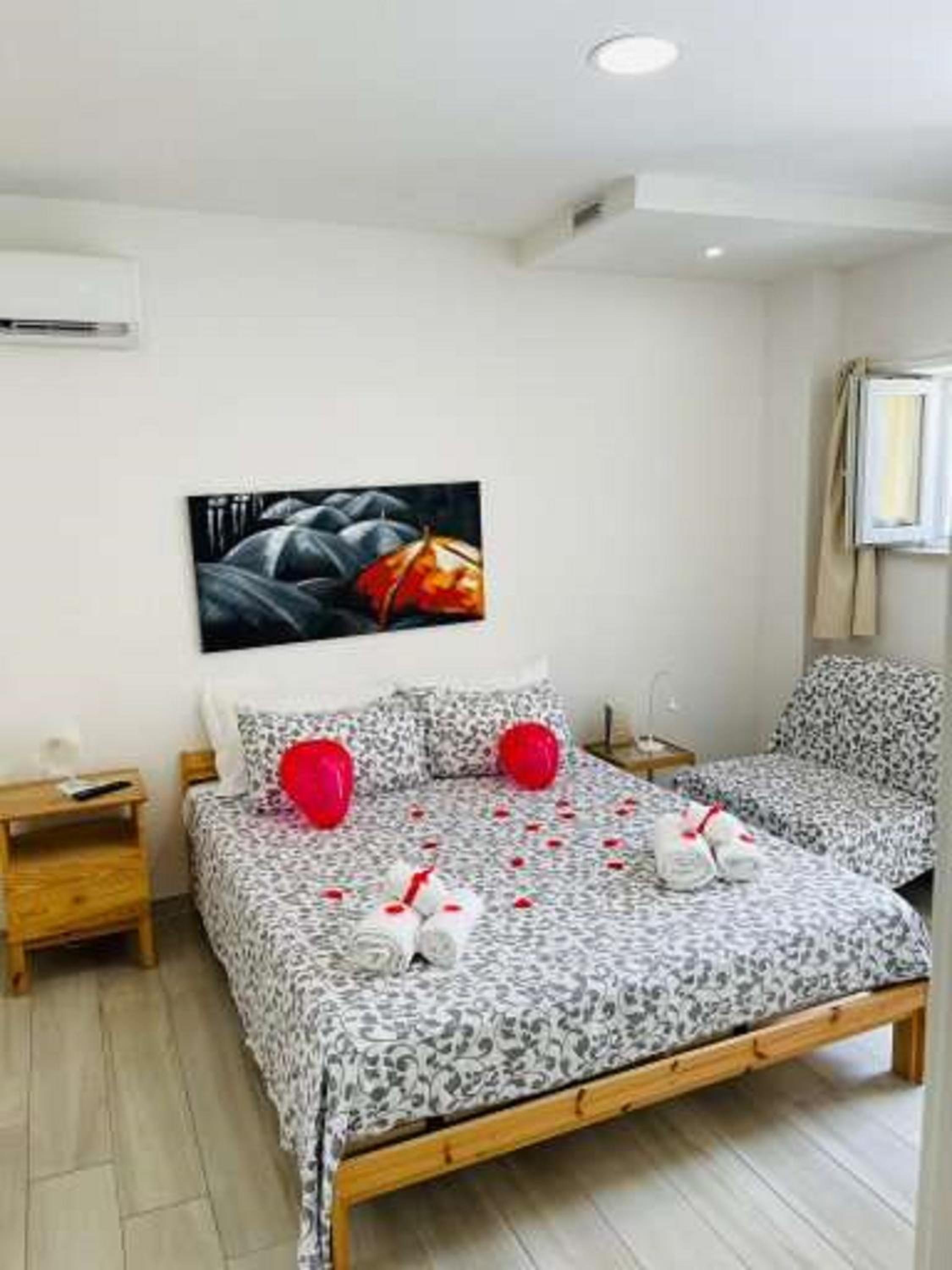 Basic Triple Room
