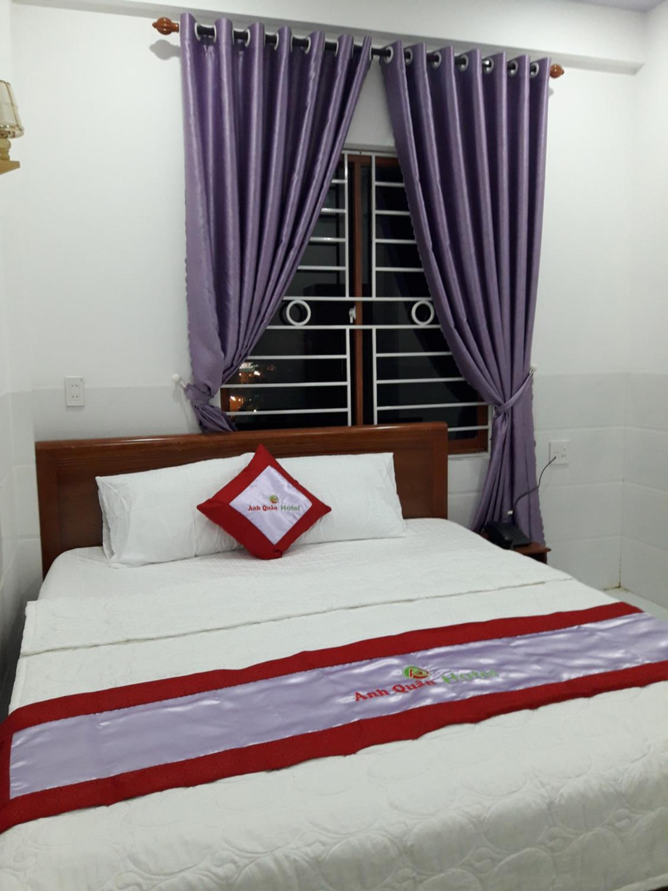 Deluxe Room (2 Adults + 1 Child)