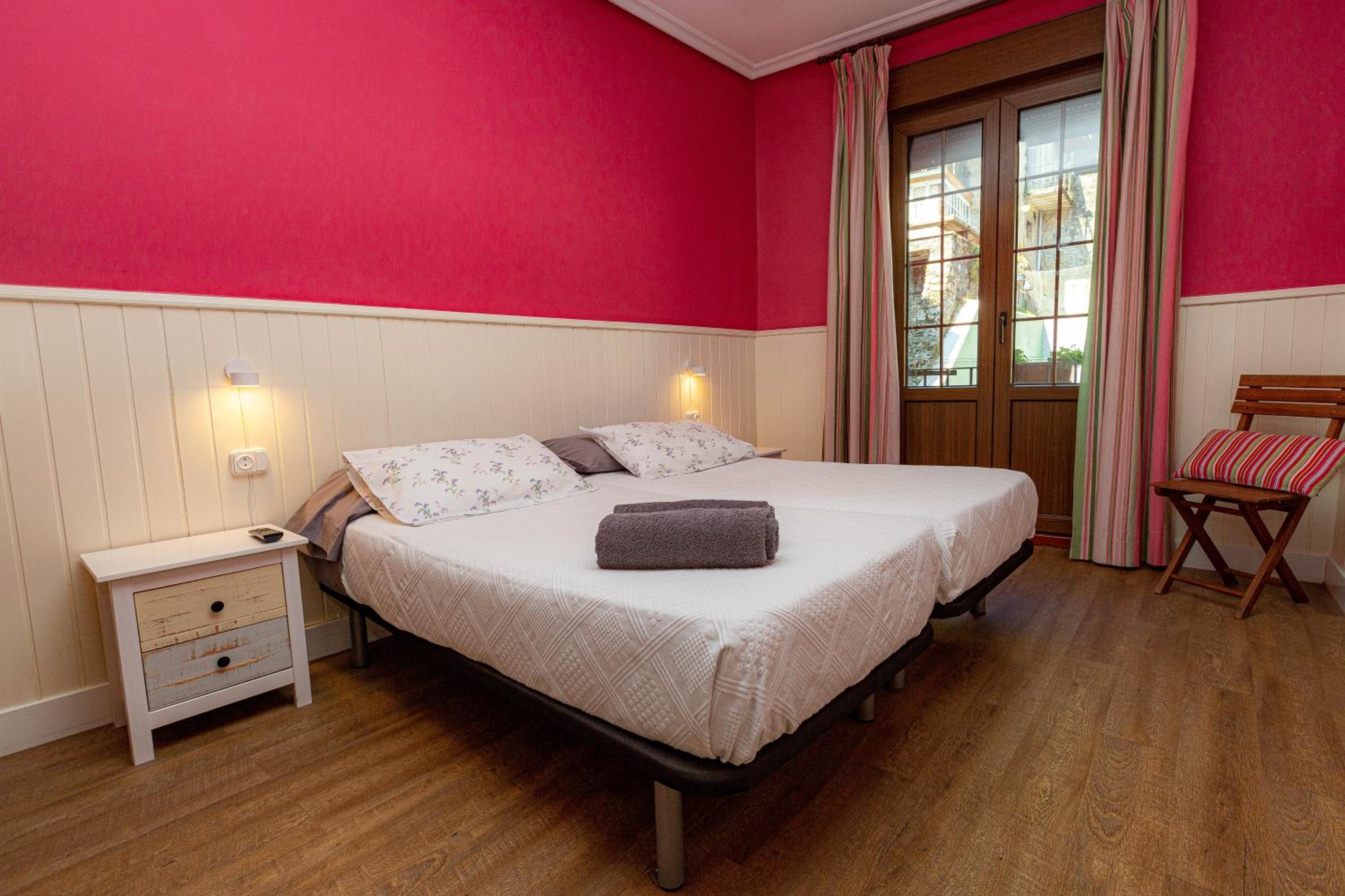 Double or Twin Room with Private External Bathroom