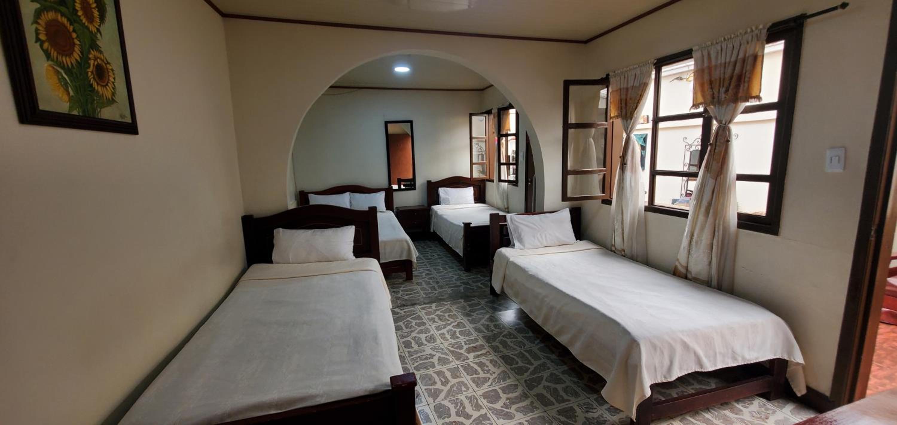 Family Room (5 Adults)