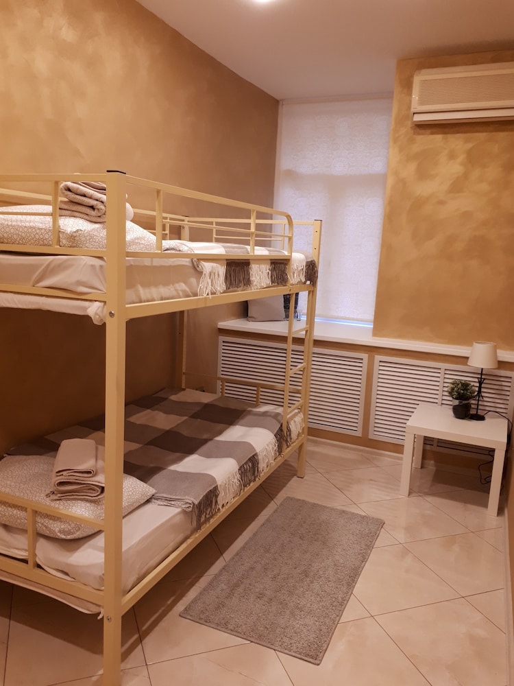 Basic Twin Room, Non Smoking