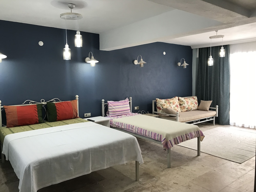 Deluxe Triple Room, Patio, Ground Floor