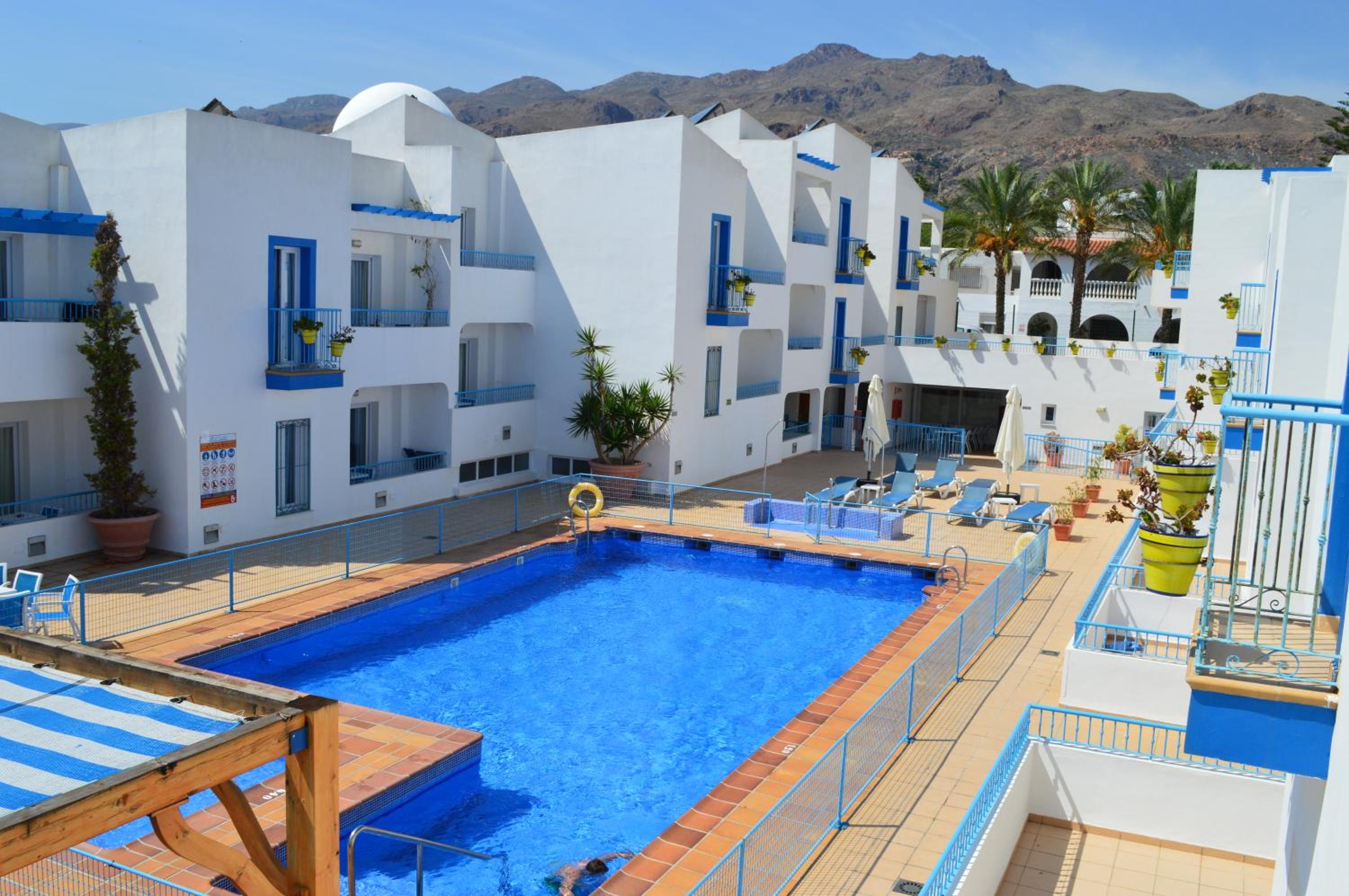 Double Room with Lounge and Terrace (3 Adults)