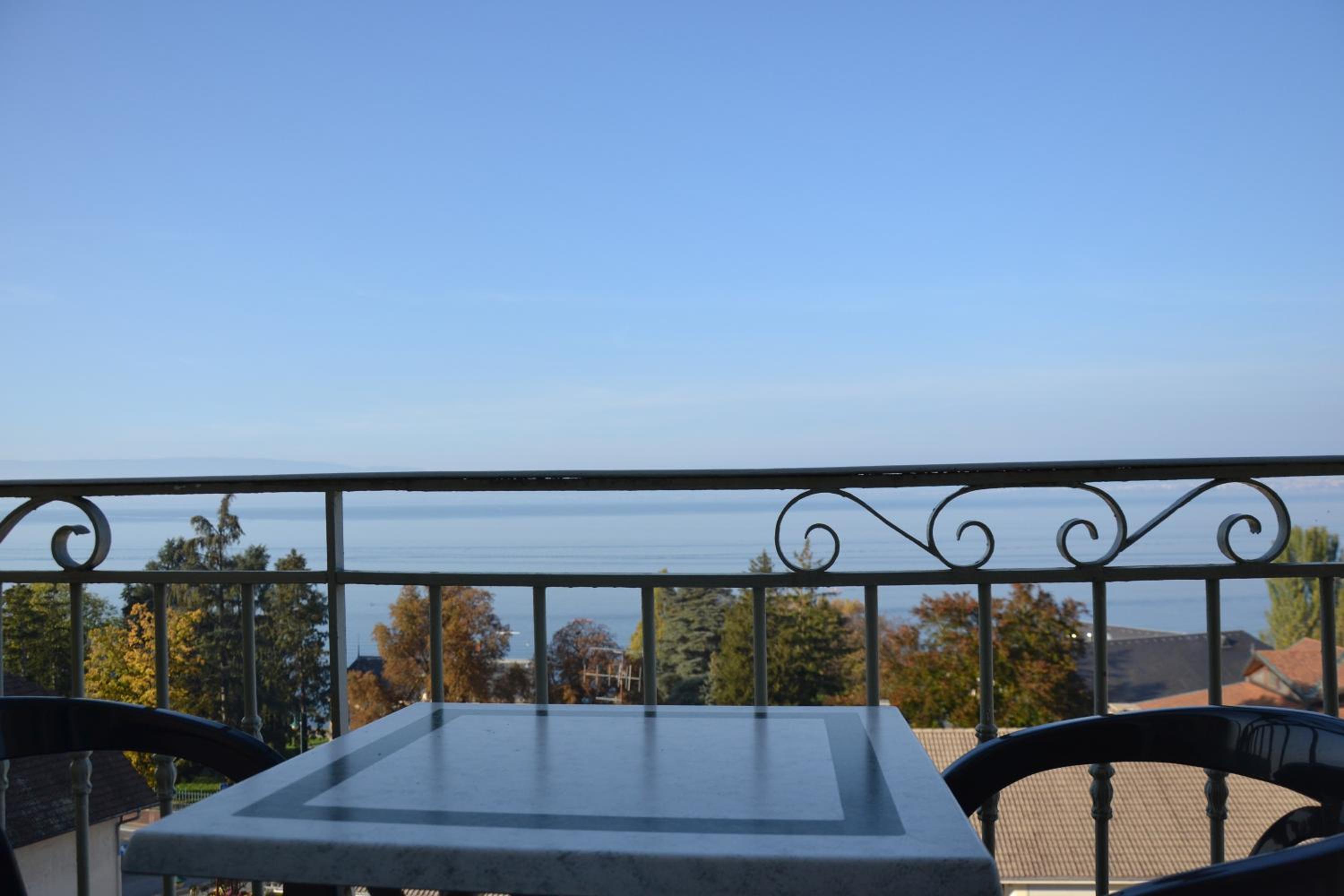 Twin Room with Lake View