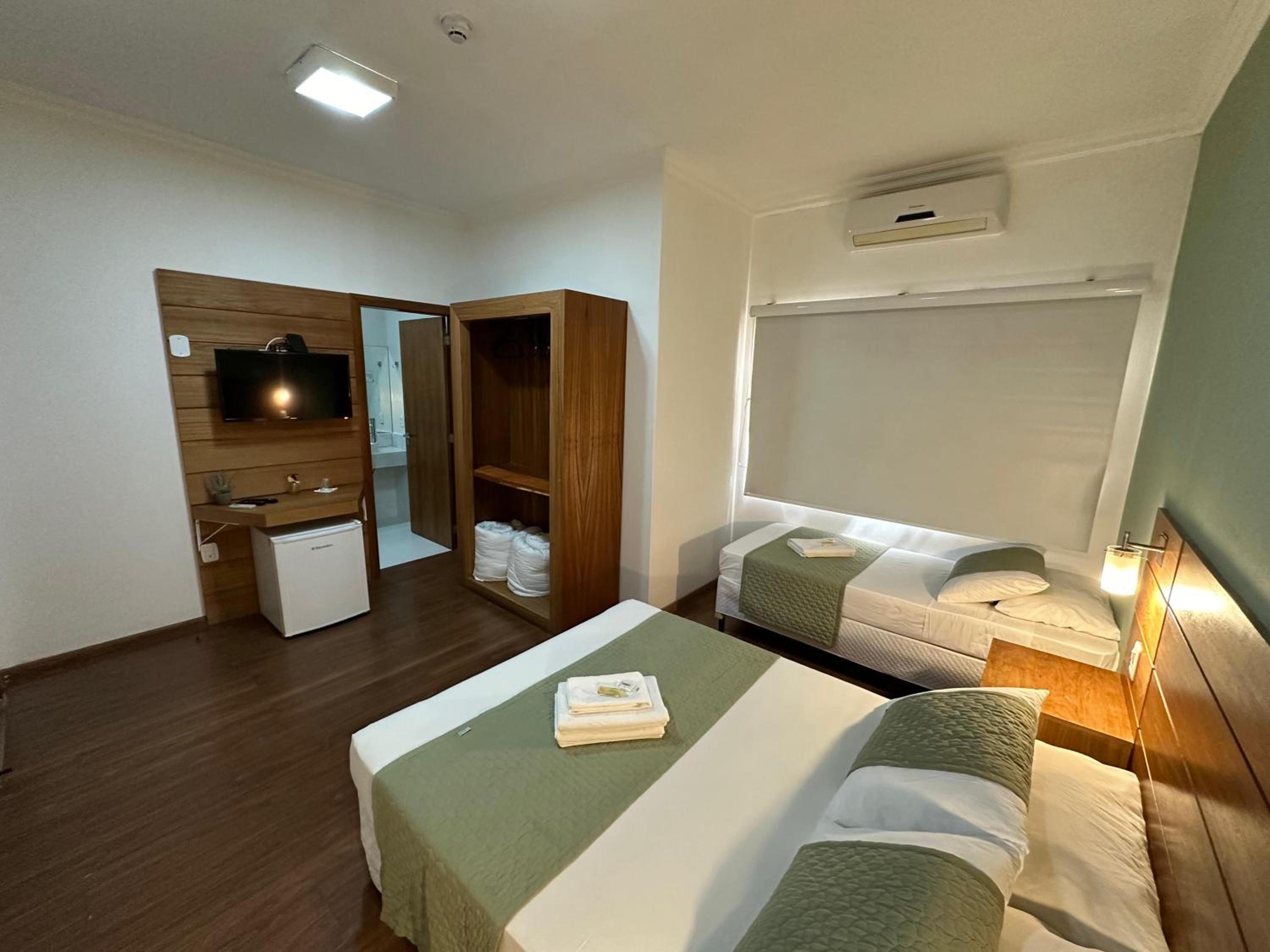 Triple Room