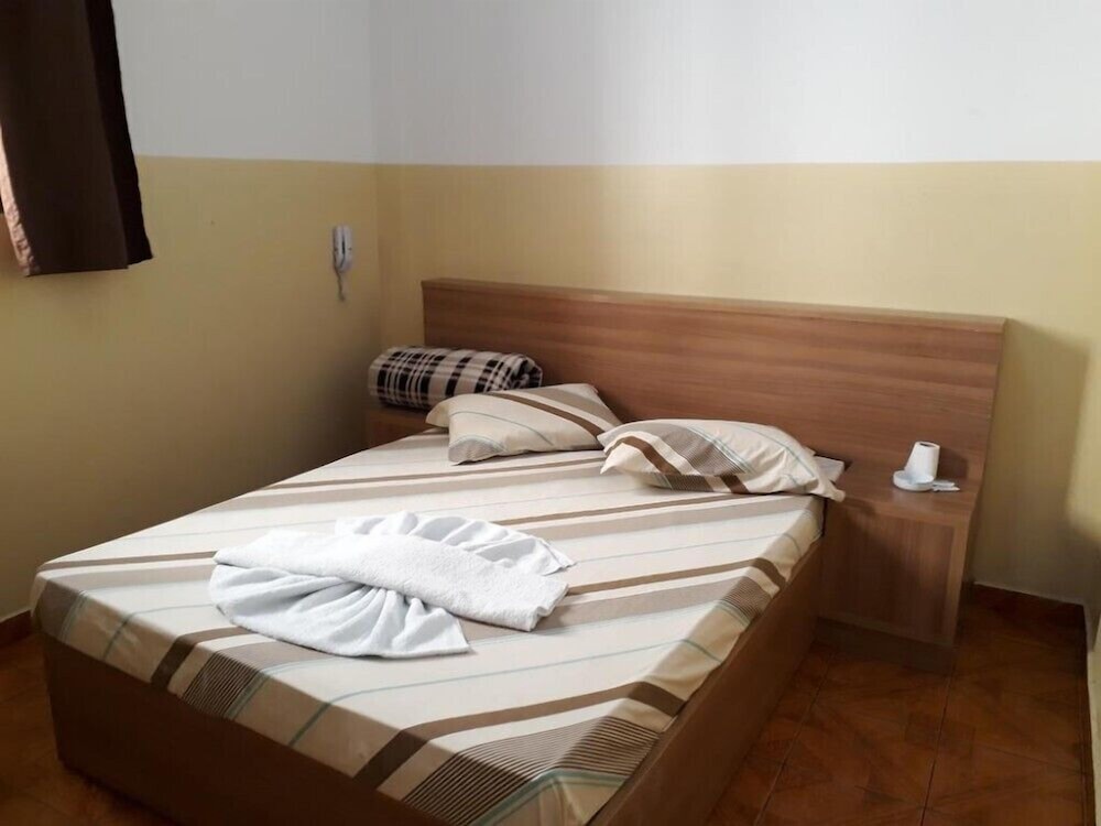Double Room (Ar Condicionado)