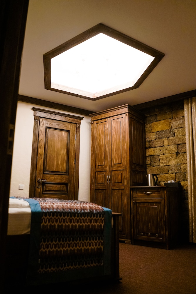 Standard Double Room, 1 Queen Bed, Non Smoking, Ensuite