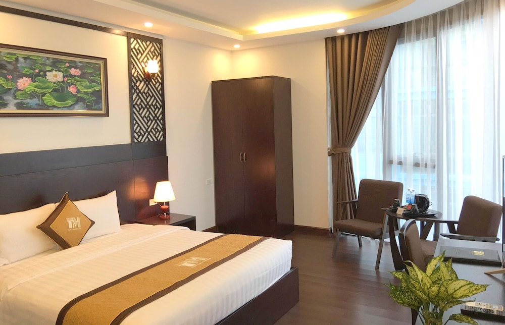 Deluxe Double Room, 1 King Bed, City View