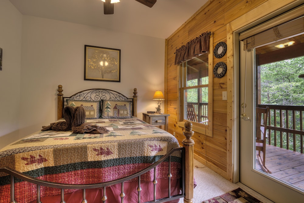 House, Multiple Beds (Serenity Now #370)