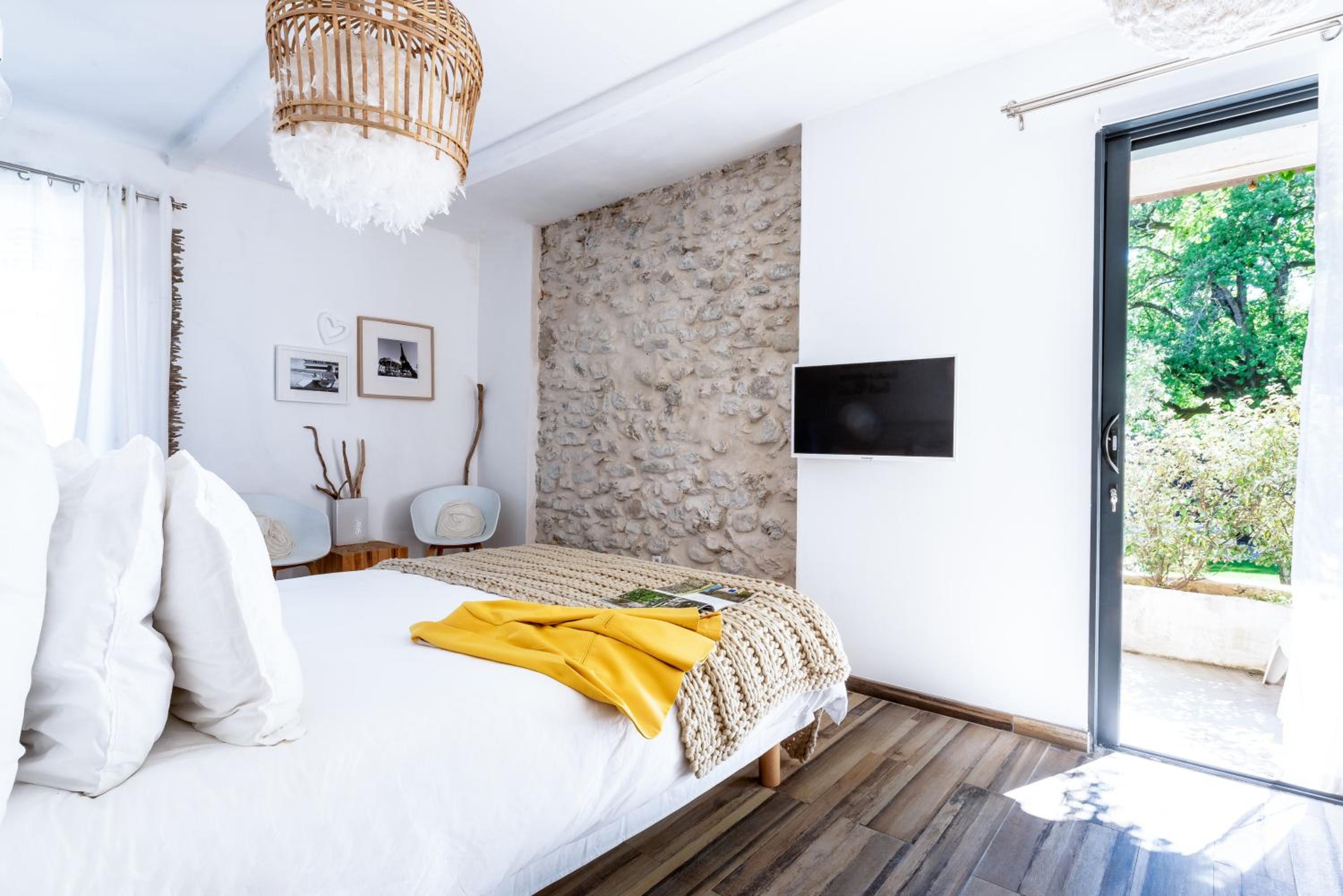 Queen Room with Balcony