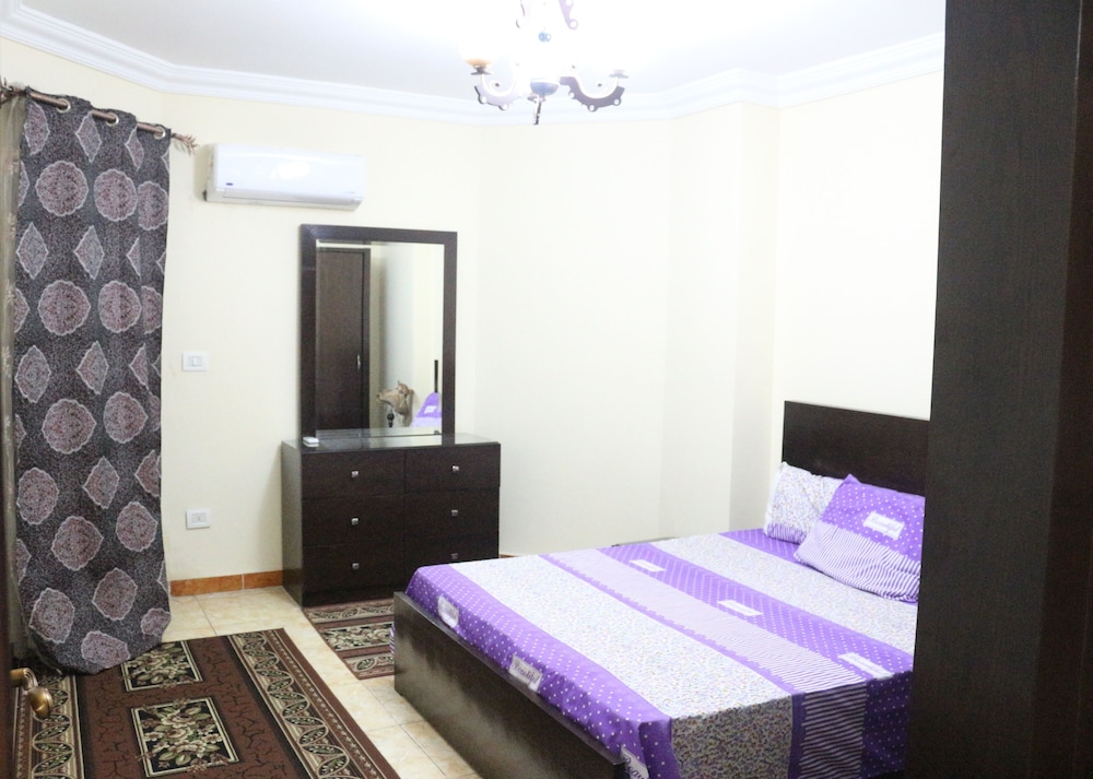 Luxury Condo, 2 Bedrooms, Partial Sea View, Sea Facing