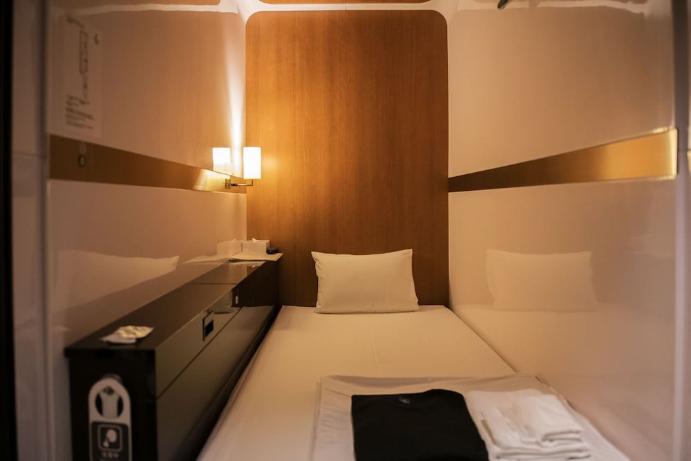 Female Only - Business Class Cabin