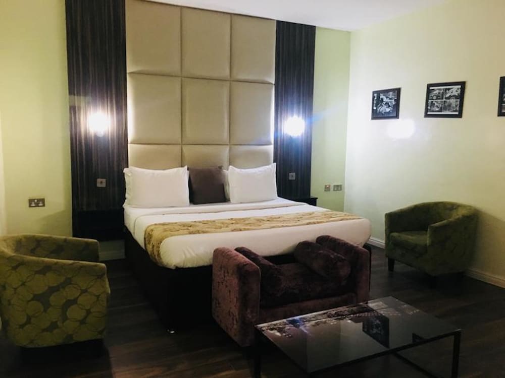 Deluxe Room (Super)