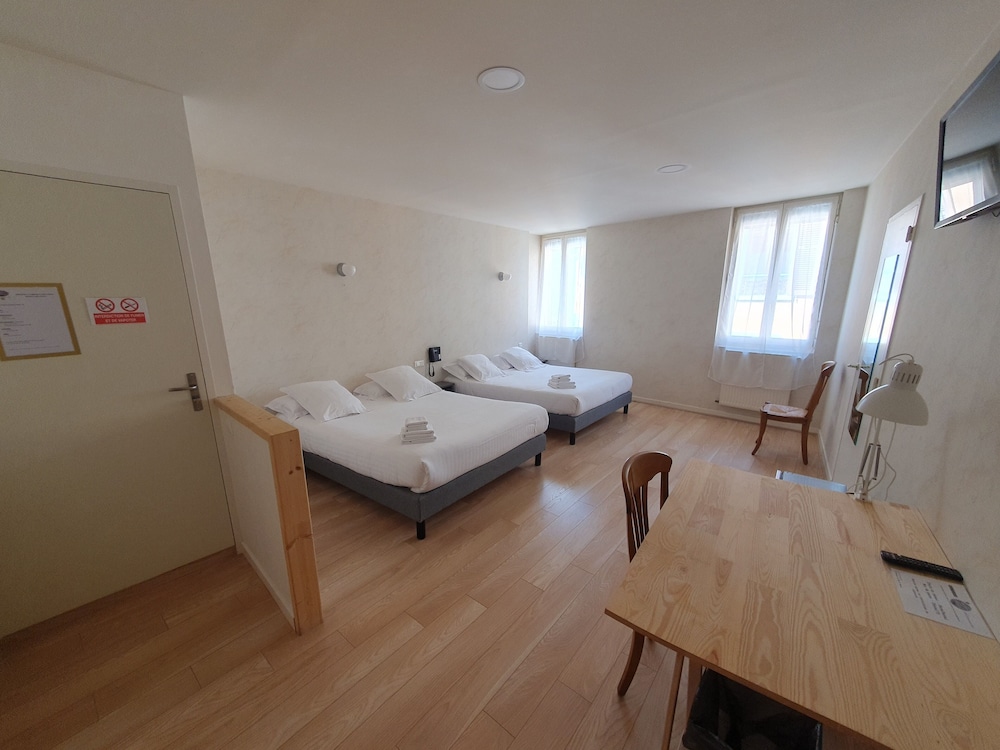 Standard Quadruple Room, 2 Double Beds, Non Smoking