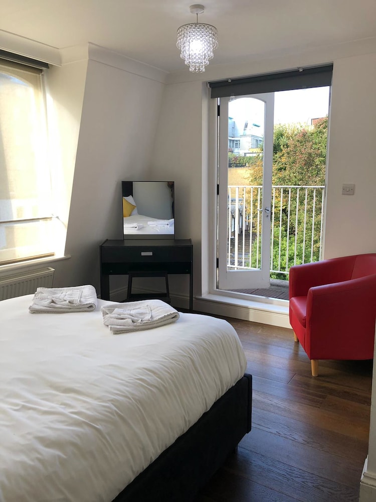 Premium Apartment, 2 Queen Beds, Non Smoking, City View