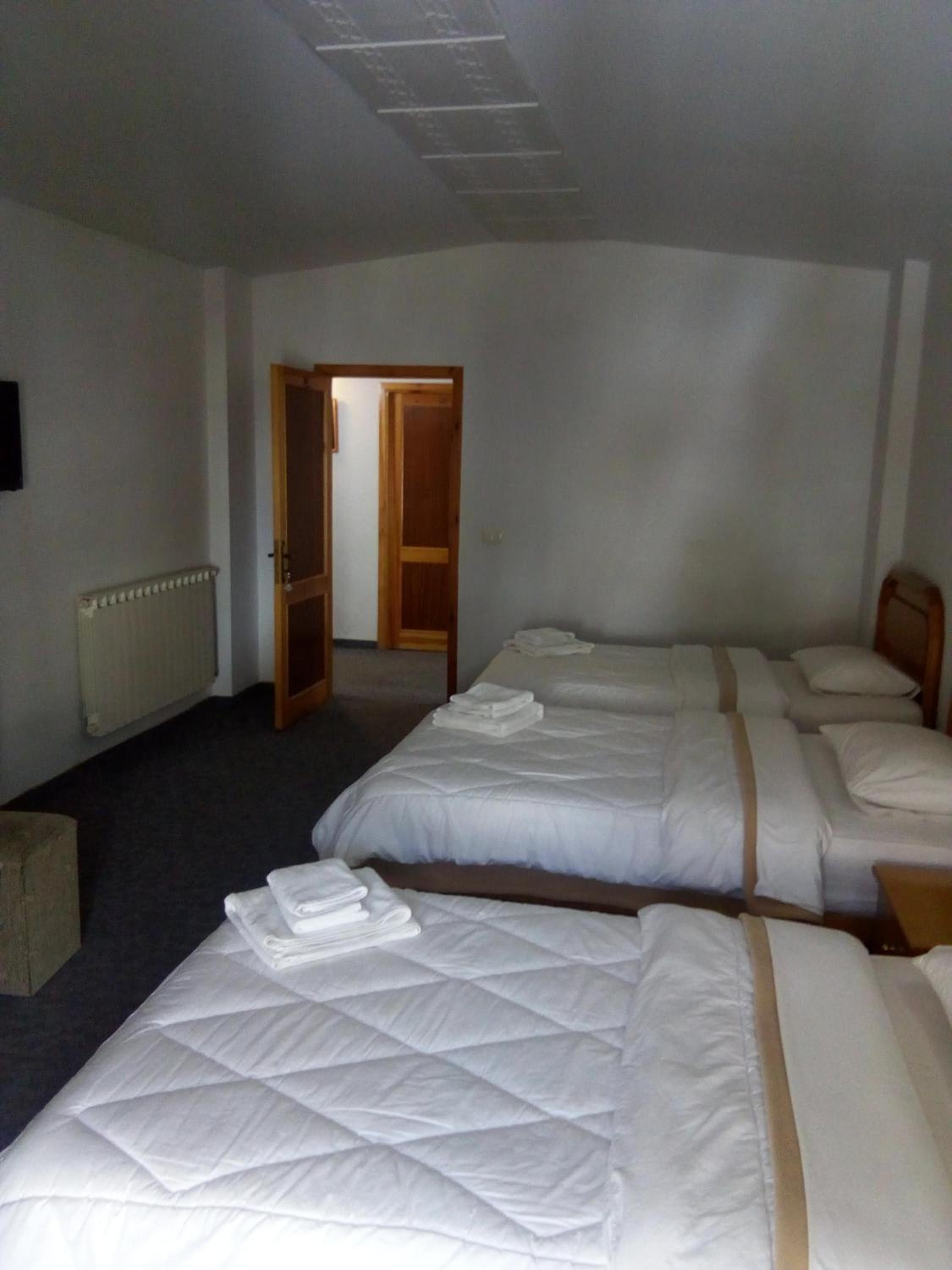 Basic Triple Room