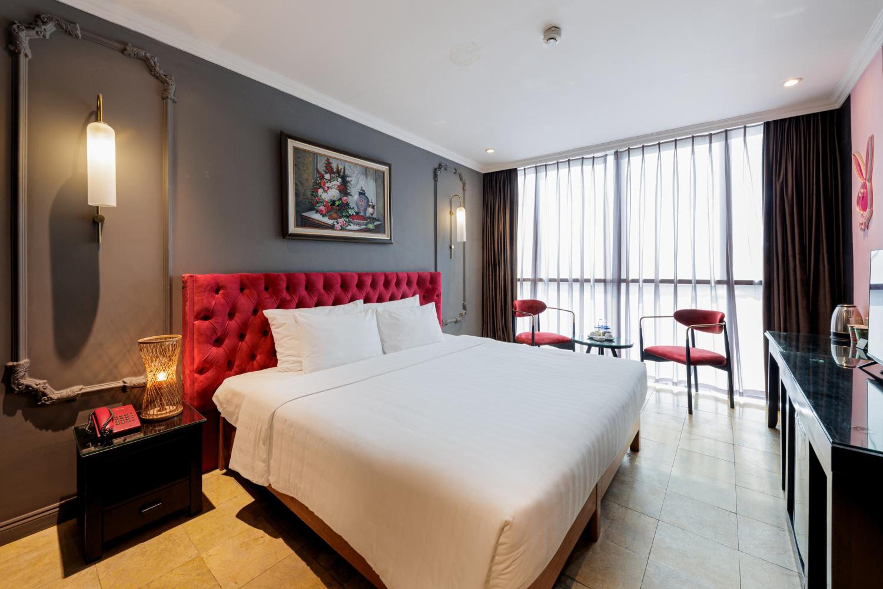 Deluxe Suite