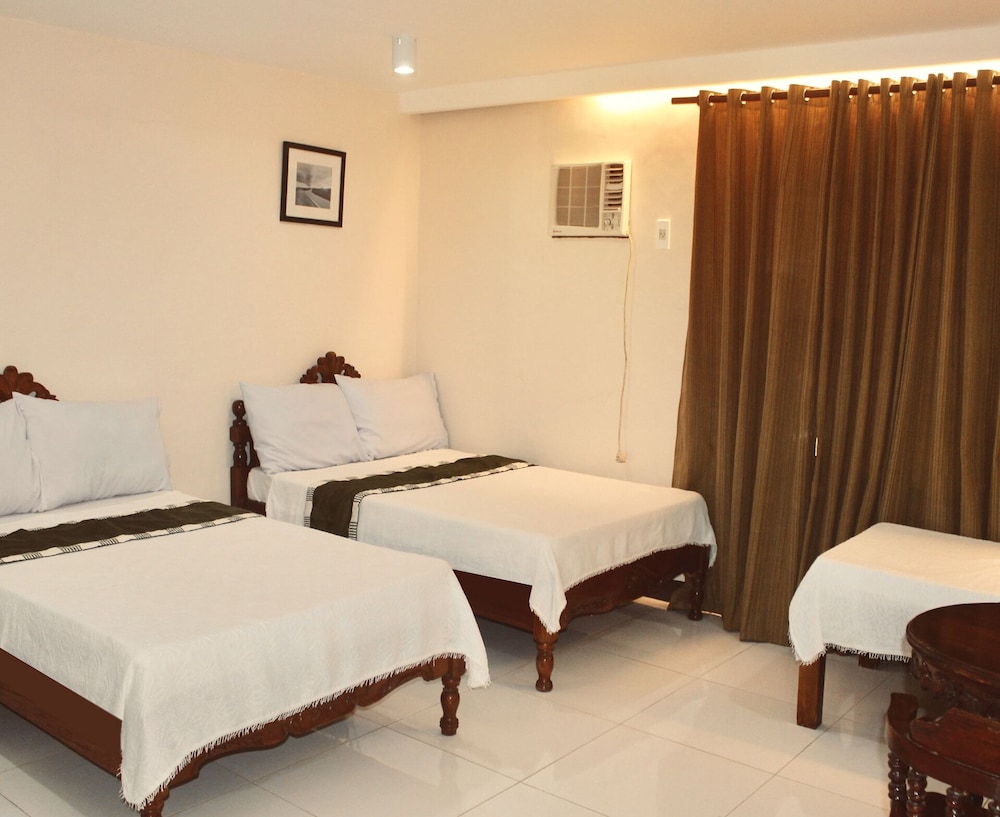 Family Room (PWD)