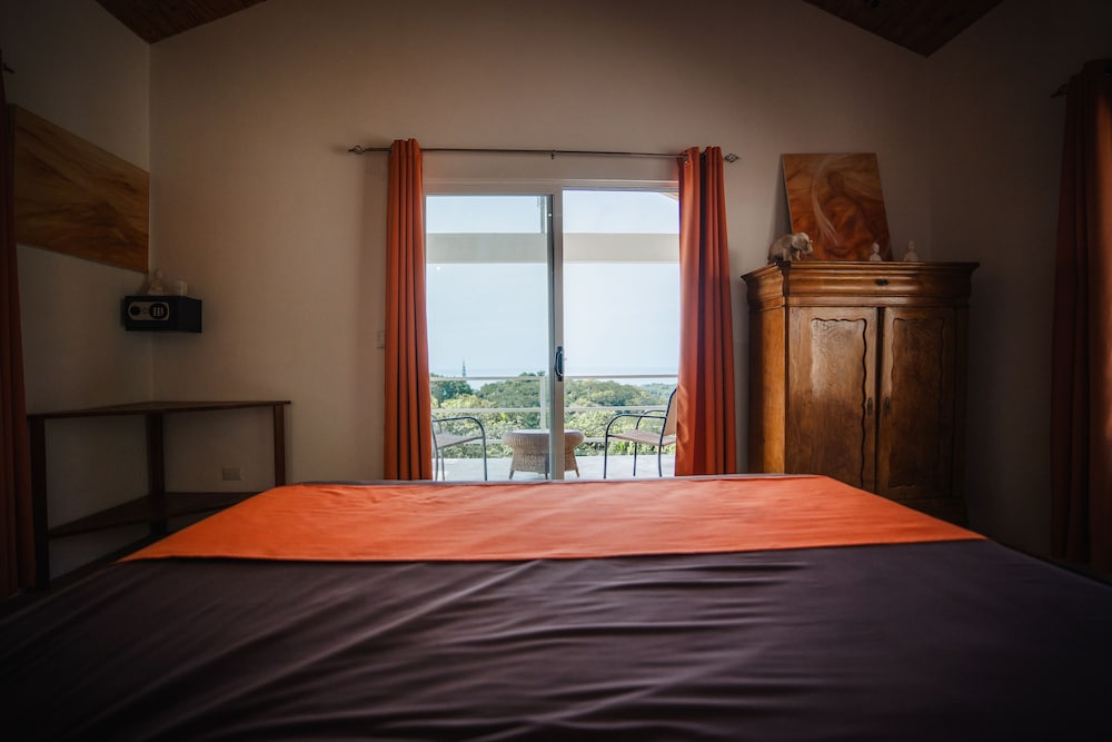 Panoramic Bungalow, 1 King Bed, Non Smoking