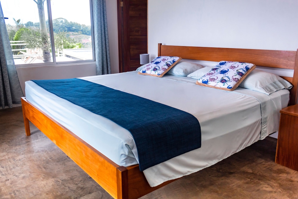 Panoramic Bungalow, 1 King Bed, Non Smoking