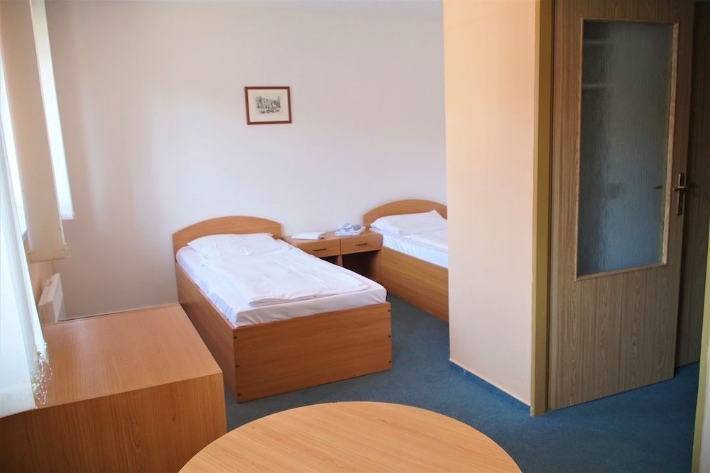 Basic Double Or Twin Room