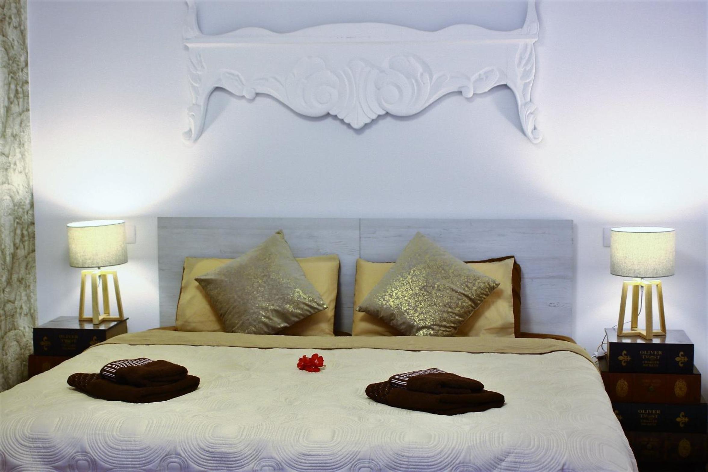Twin Room with Private Bathroom