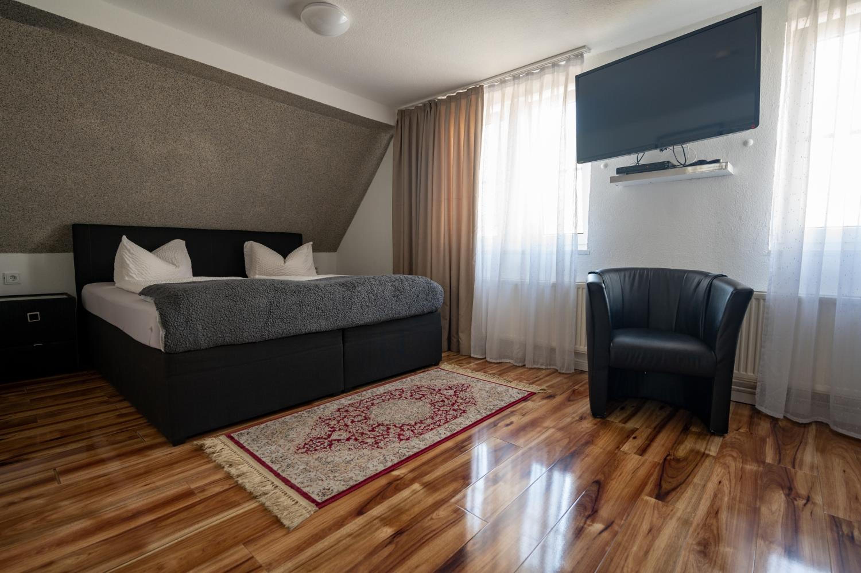 Standard King Room