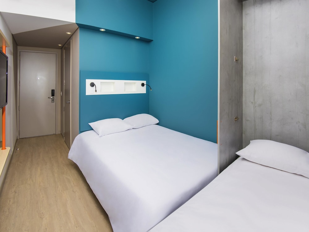 Standard Room, Multiple Beds