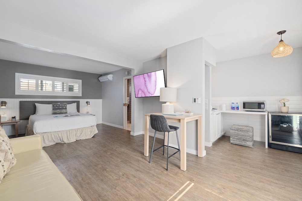Exclusive Room, 1 Queen Bed, Accessible