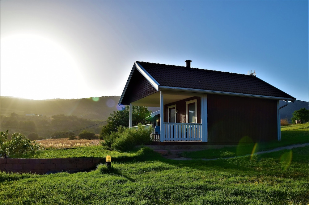 Deluxe Cabin, Private Bathroom, Courtyard View (Casita 2 Y 3)