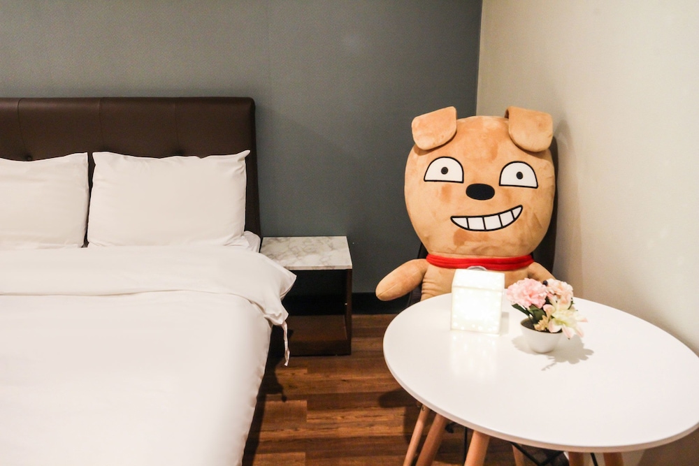 Premier Room