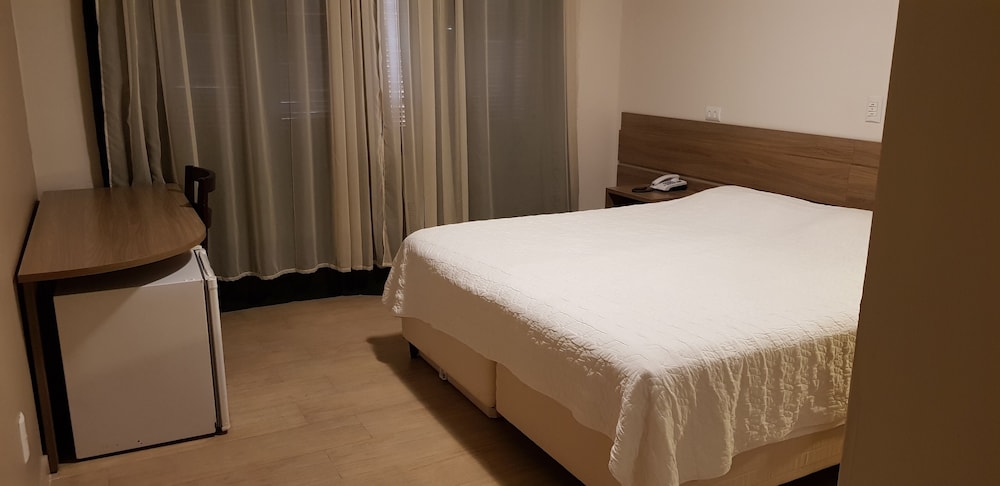 Luxury Single Room, Pool View