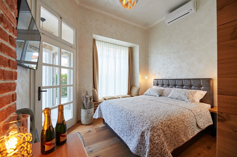 Triple Room, Balcony
