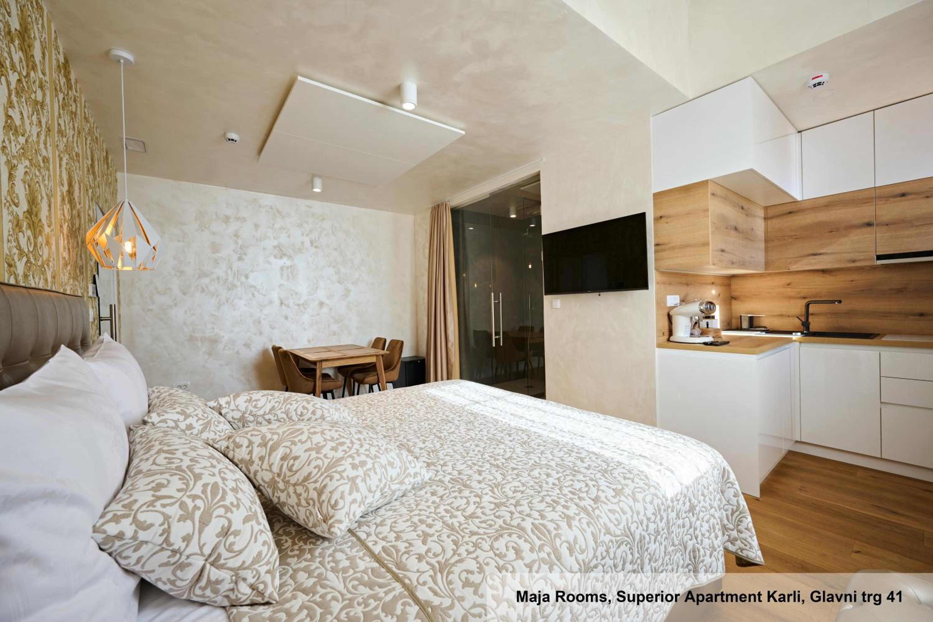 Superior Apartment