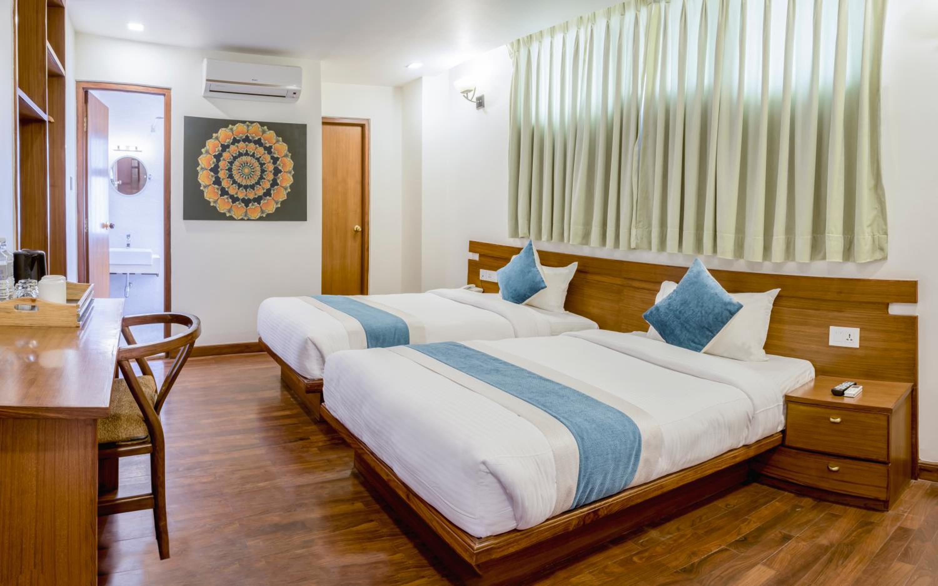 Deluxe Twin Room