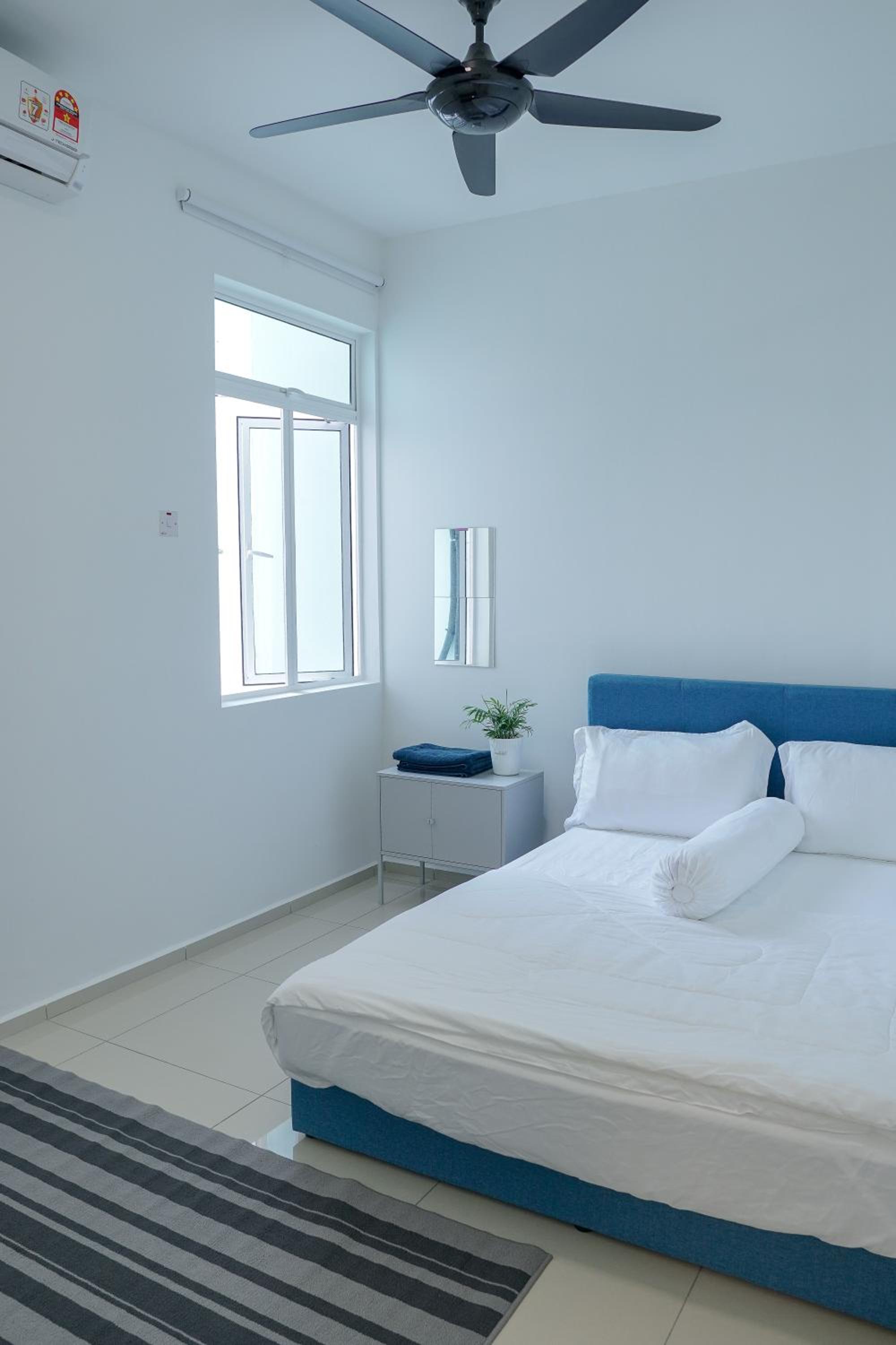 Double or Twin Room with Shared Bathroom