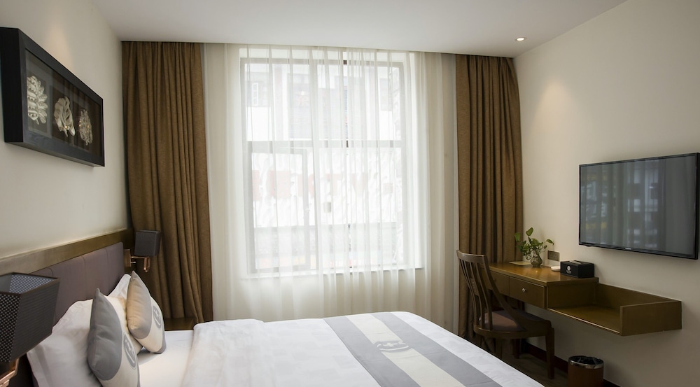 Standard Double Room, 1 Queen Bed, Smoking