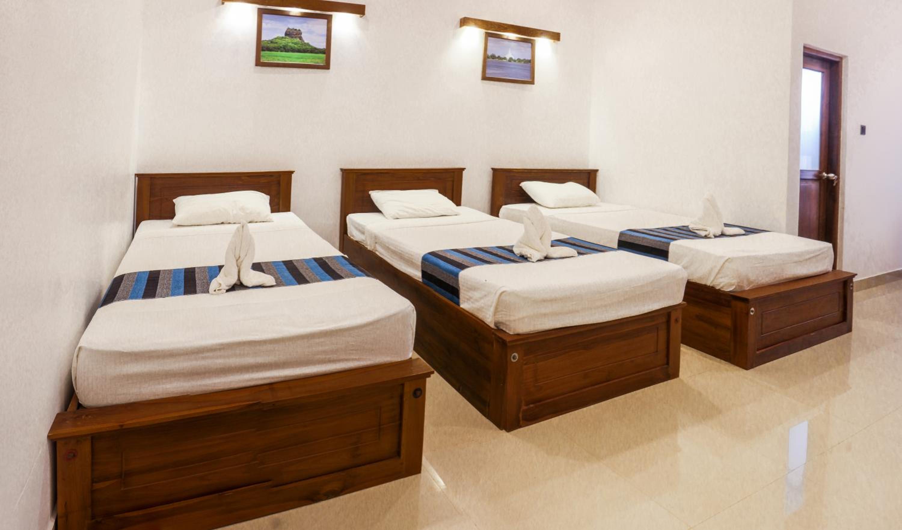 Deluxe Triple Room