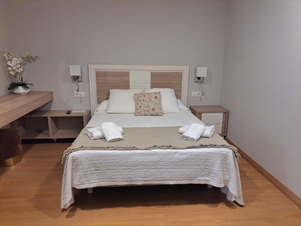 Superior Double Room, 1 Queen Bed, Private Bathroom