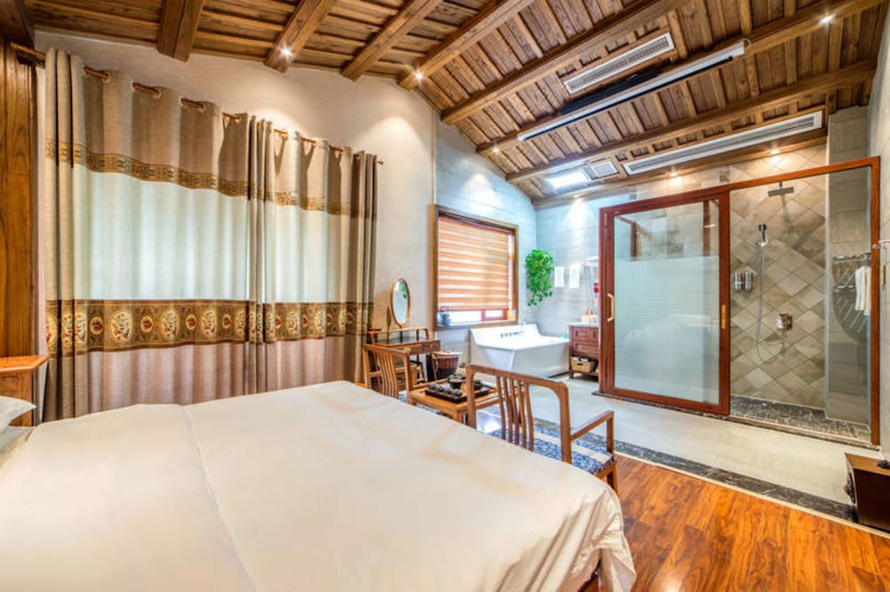 Design Double Room